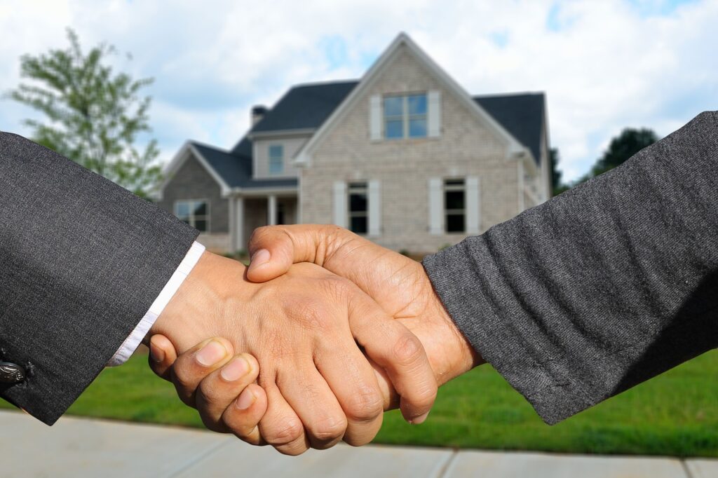 purchase, house, house purchase, real estate, handing over, desktop backgrounds, windows wallpaper, real estate agent, cool backgrounds, property, possession, mac wallpaper, worth, wallpaper 4k, 4k wallpaper 1920x1080, free background, to buy, beautiful wallpaper, contract, shaking hands, handshake, agreement, hd wallpaper, wallpaper hd, partnership, hand, full hd wallpaper, man, free wallpaper, 4k wallpaper, laptop wallpaper, collaboration, background, people